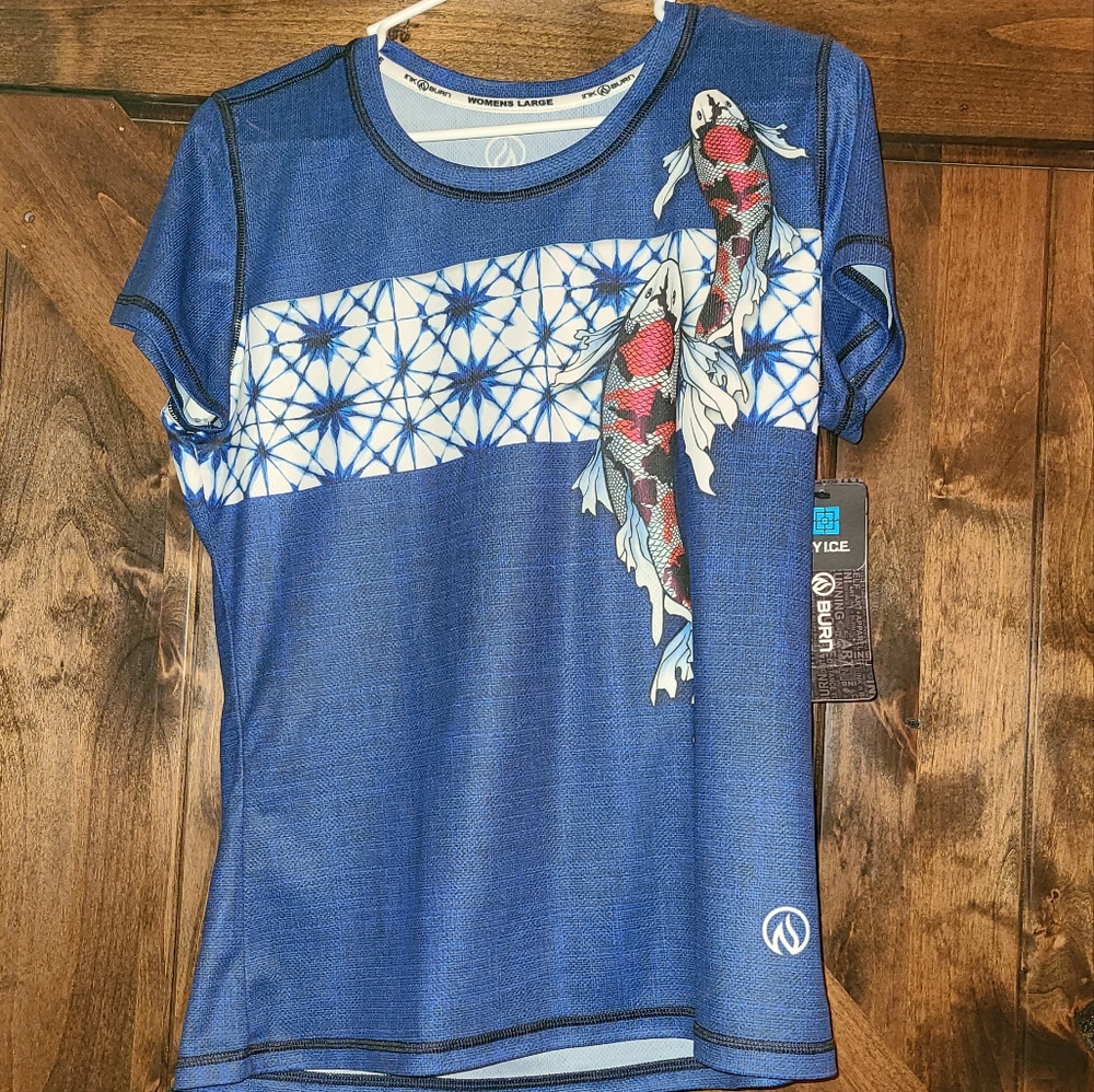 Inknburn Koi short sleeve shirt NWT Large